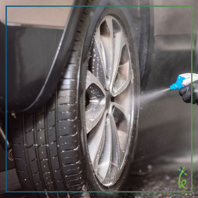 Car Tyre Spray Polish